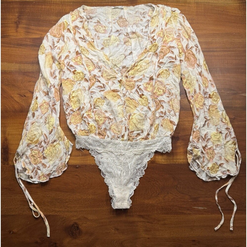 Free People Intimately Everythings Rosy Bodysuit Tea Combo Floral Bell Sleeve XS